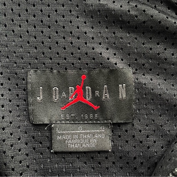 Air Jordan Nike Men’s Wings Flight Suit Full Zip Funnel Neck Black Jacket Large - Picture 7 of 9